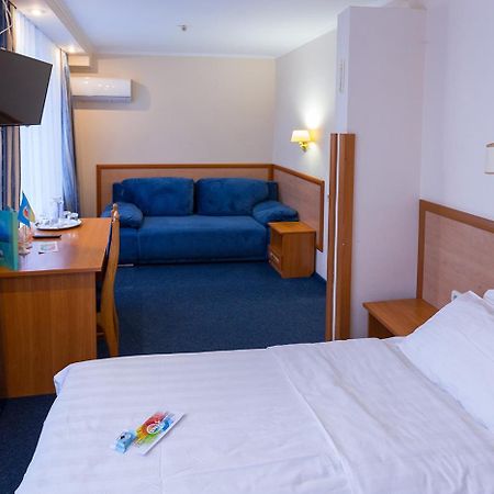 Truskavets 365 Hotel Dış mekan fotoğraf