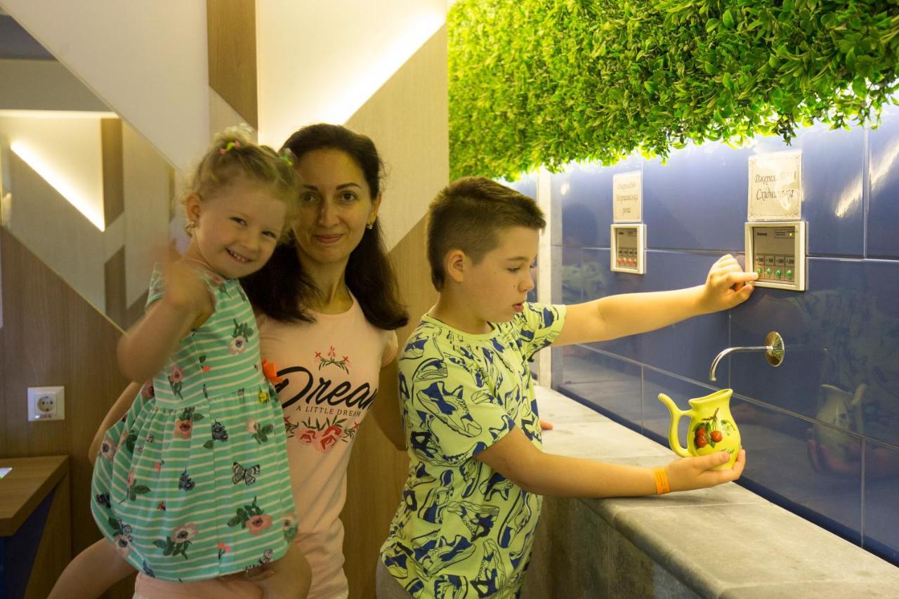 Truskavets 365 Hotel Dış mekan fotoğraf