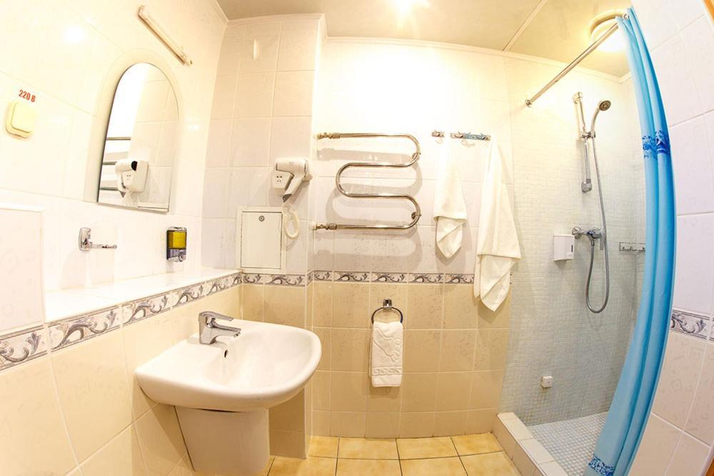 Truskavets 365 Hotel Dış mekan fotoğraf