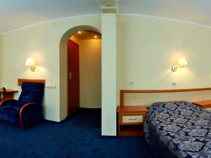 Truskavets 365 Hotel Dış mekan fotoğraf