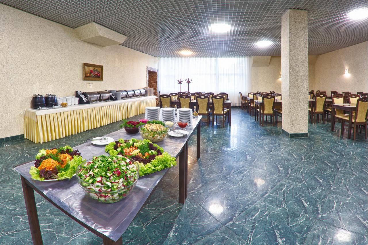 Truskavets 365 Hotel Dış mekan fotoğraf