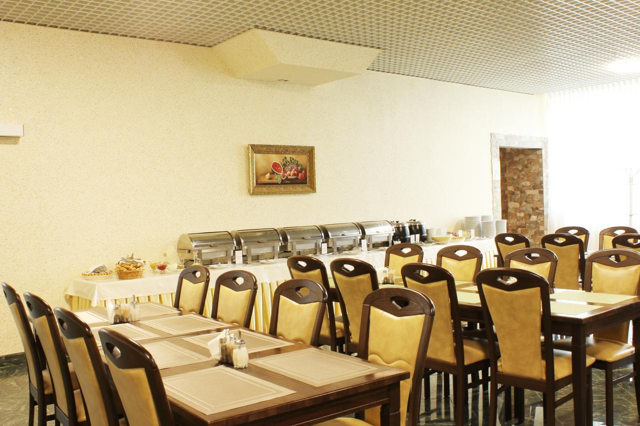 Truskavets 365 Hotel Dış mekan fotoğraf